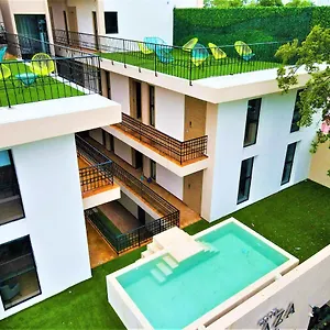 4* Hotel Plaza By Kavia